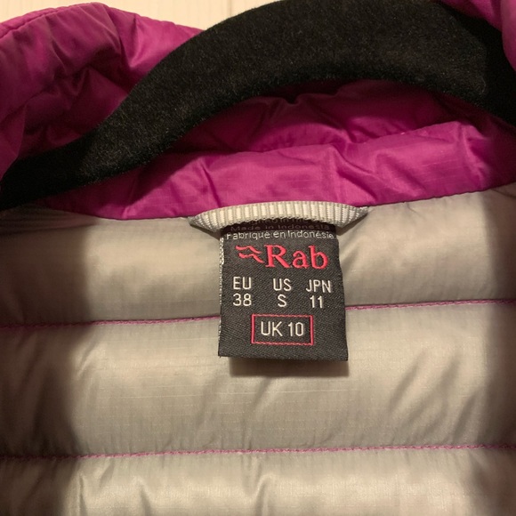 Rab Microlight down jacket. An everyday down jacket or an insulator layer. - Picture 3 of 4